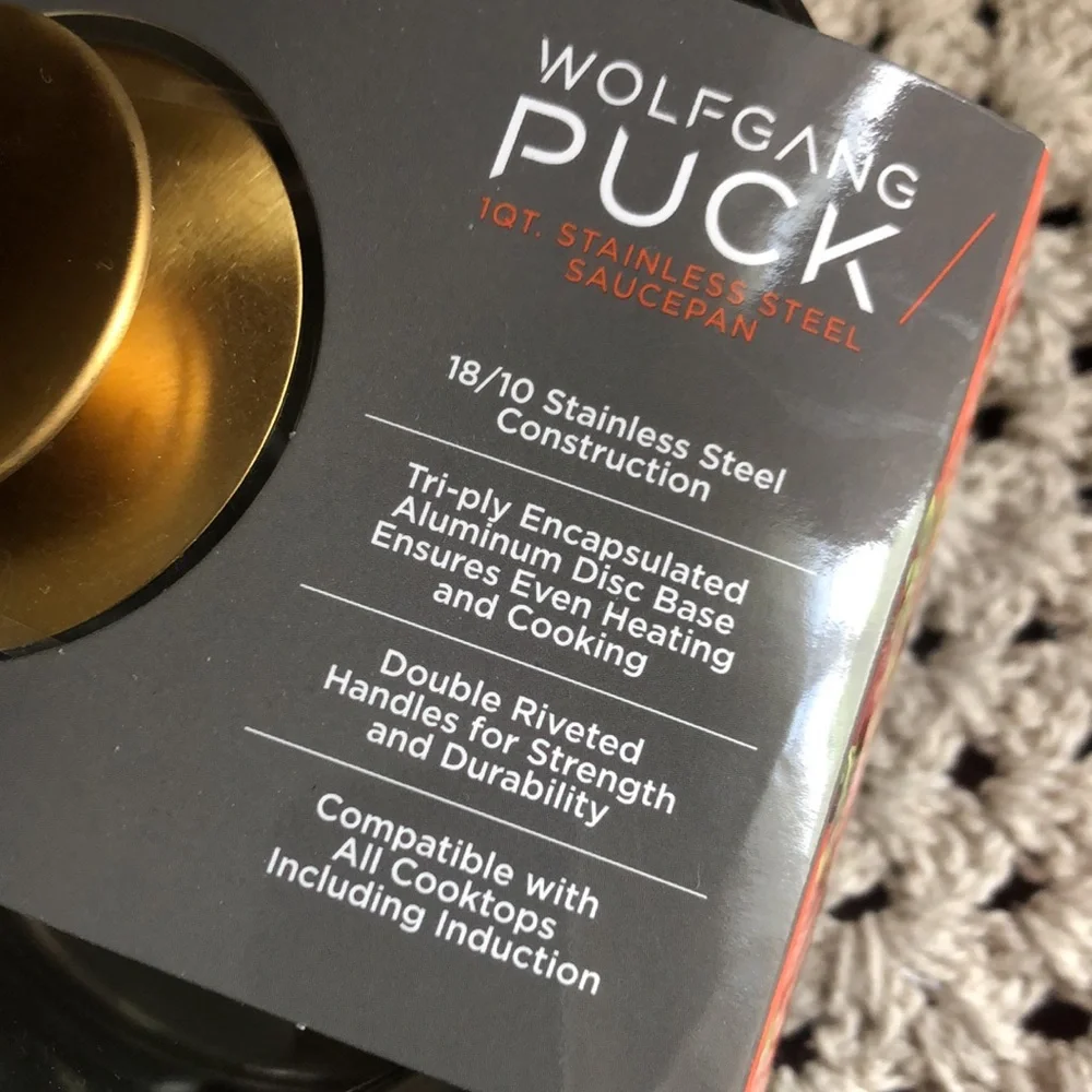 Wolfgang Puck 1 qt stainless steel Saucepan with Lid